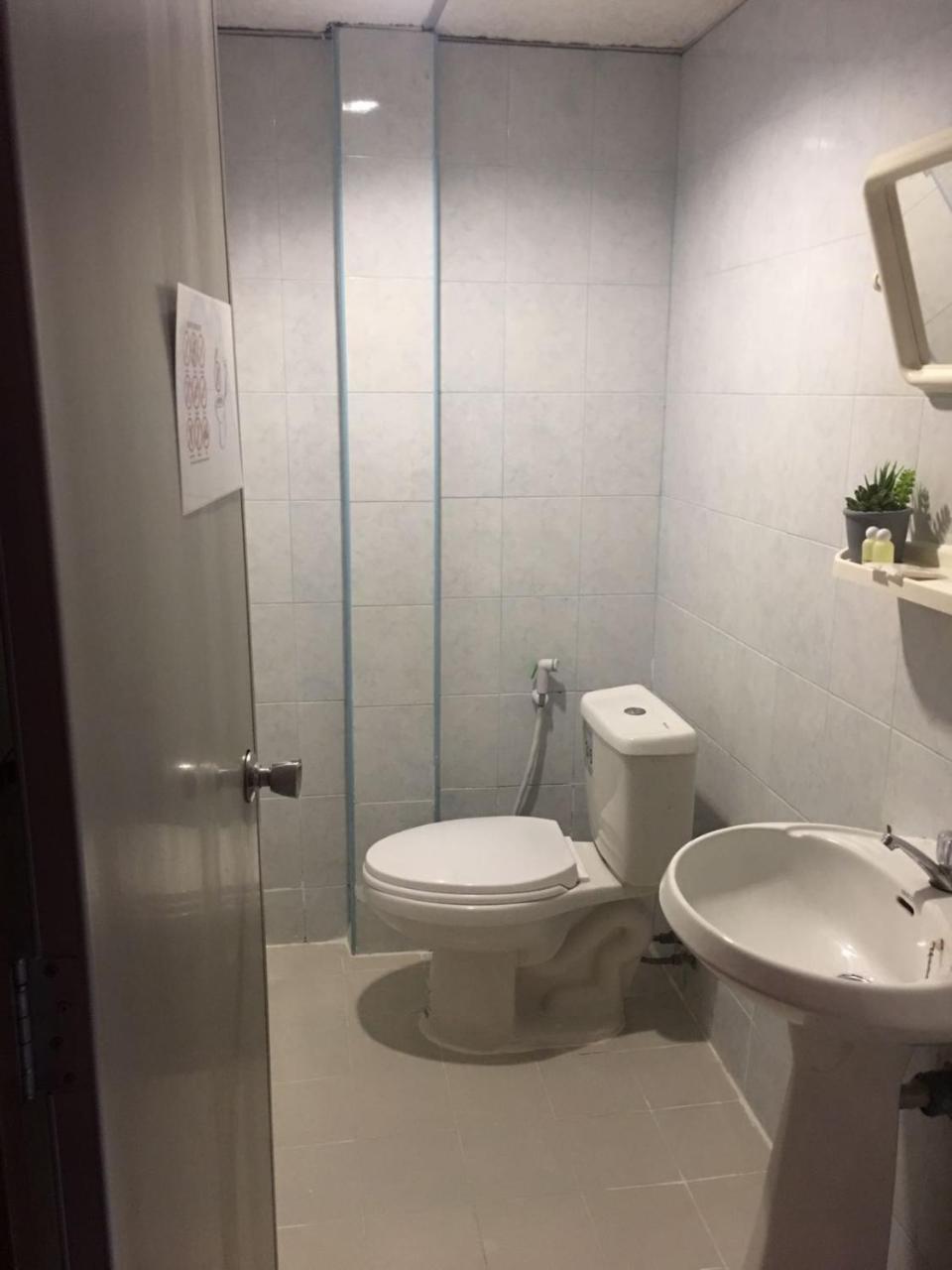 Uno Inn Bangkok Exteriör bild